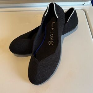 Rothy's Black Round Toe White Halo Ballet Flats Retired